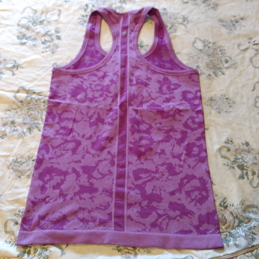 Lululemon Swiftly Tech Racerback - Picture 6 of 9